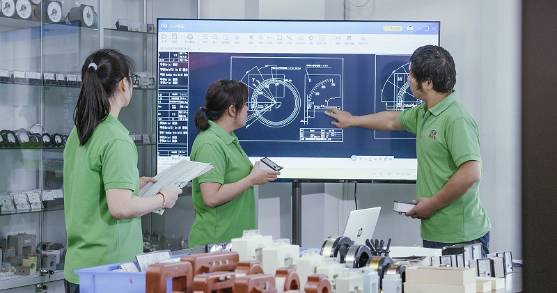 750_3096.MXF.17_37_34_23.Still001